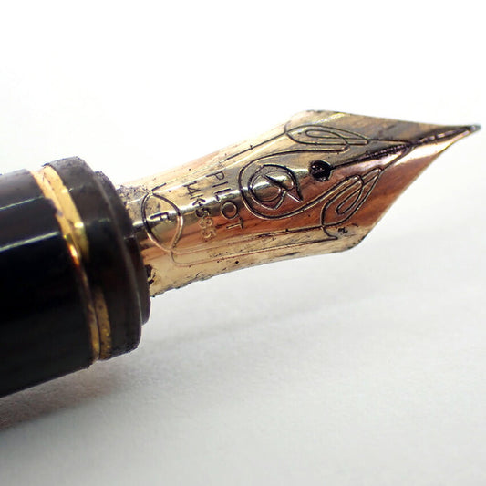 Montblanc/モンブラン/320 ブラック×ゴールド金具 万年筆 ペン先14K/j75-6