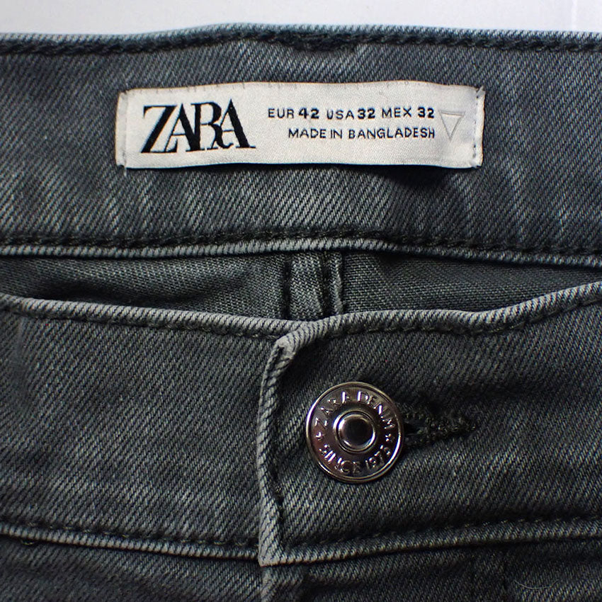 【中古】ZARA ボタンフライ デニム スキニーパンツ[b33-56］