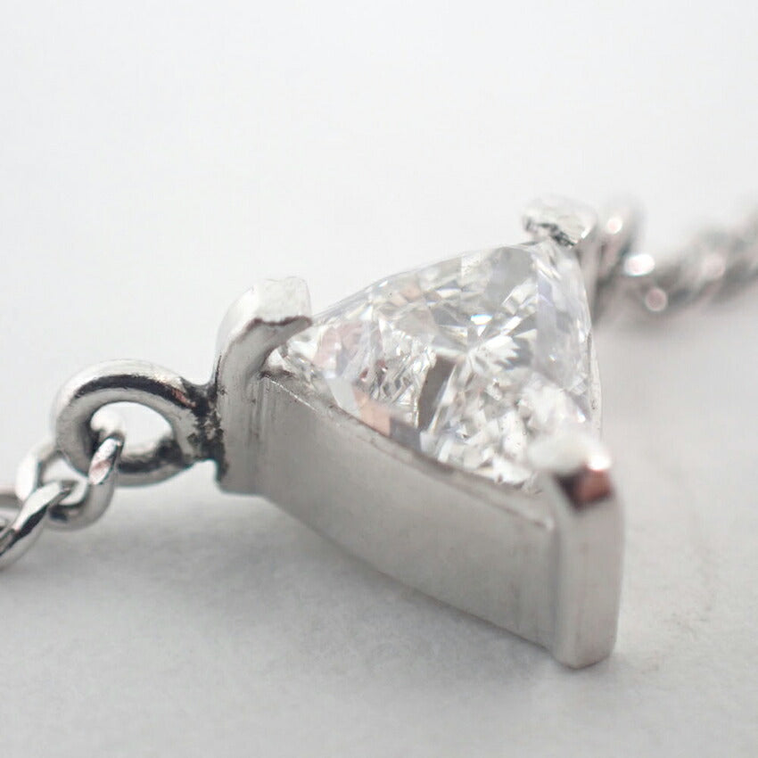 【中古】Pt850 ダイヤモンド/トリリアントカット/0.30ｃｔ ペンダント/ネックレス/j128-6