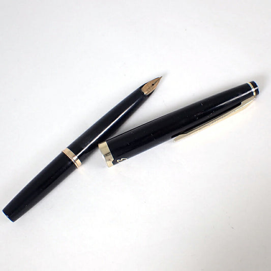 PILOT/パイロット 万年筆　ペン先１８K　ブラック×ゴールド/j184-3