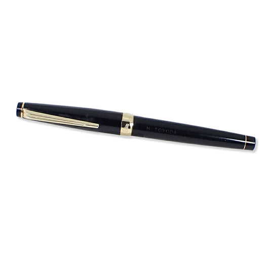 PILOT/パイロット 万年筆　ペン先１８K　ブラック×ゴールド/j184-8