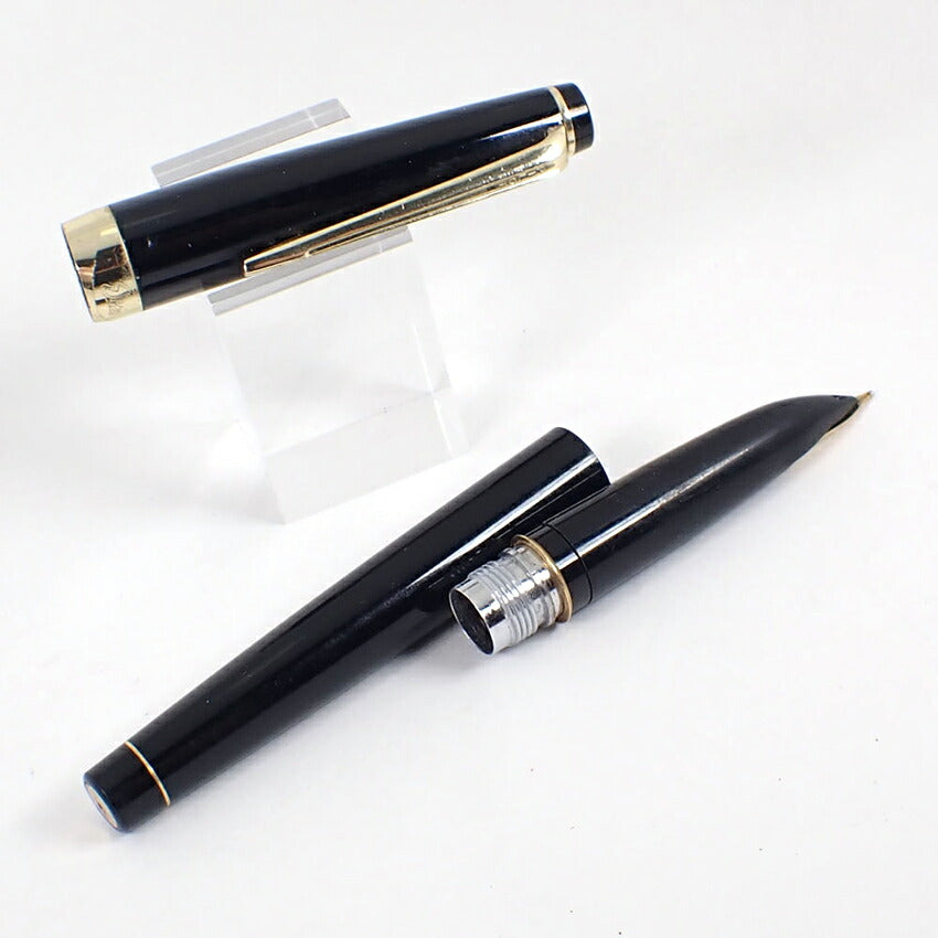 PILOT/パイロット 万年筆　ペン先１８K　ブラック×ゴールド/j184-8