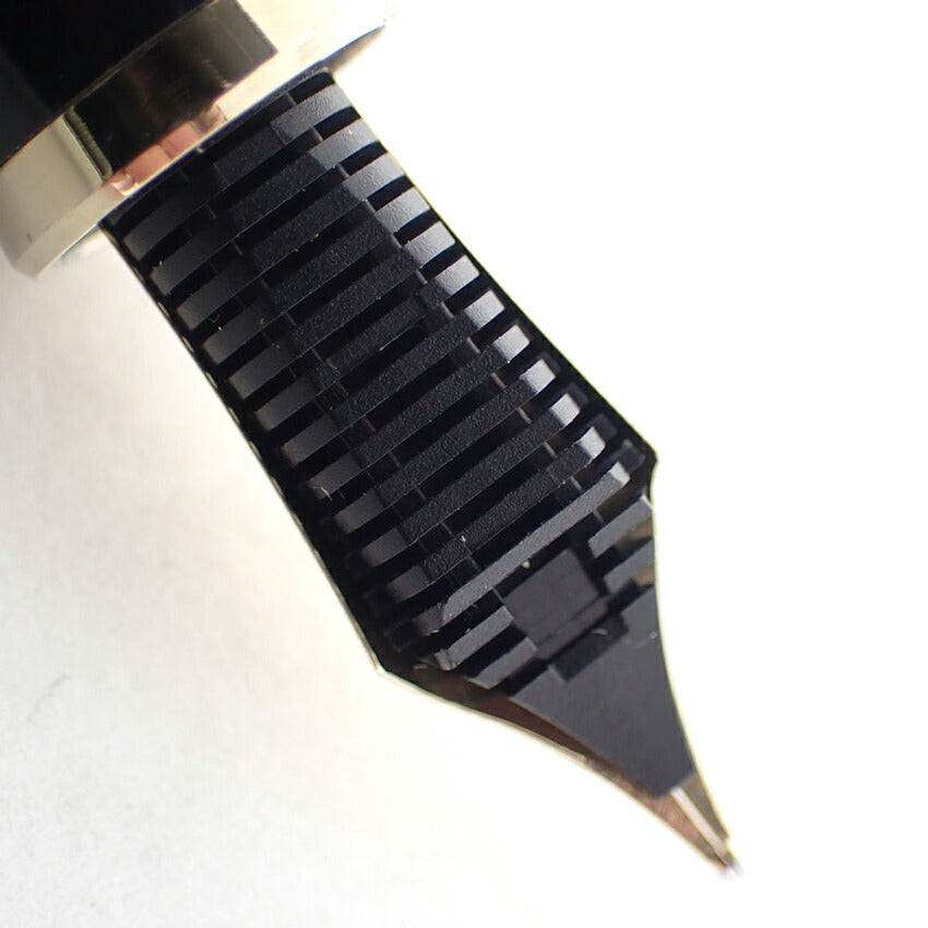 SAILOR/セーラー　万年筆　ペン先14K　ブラック×ゴールド ネーム刻印有/j186-9