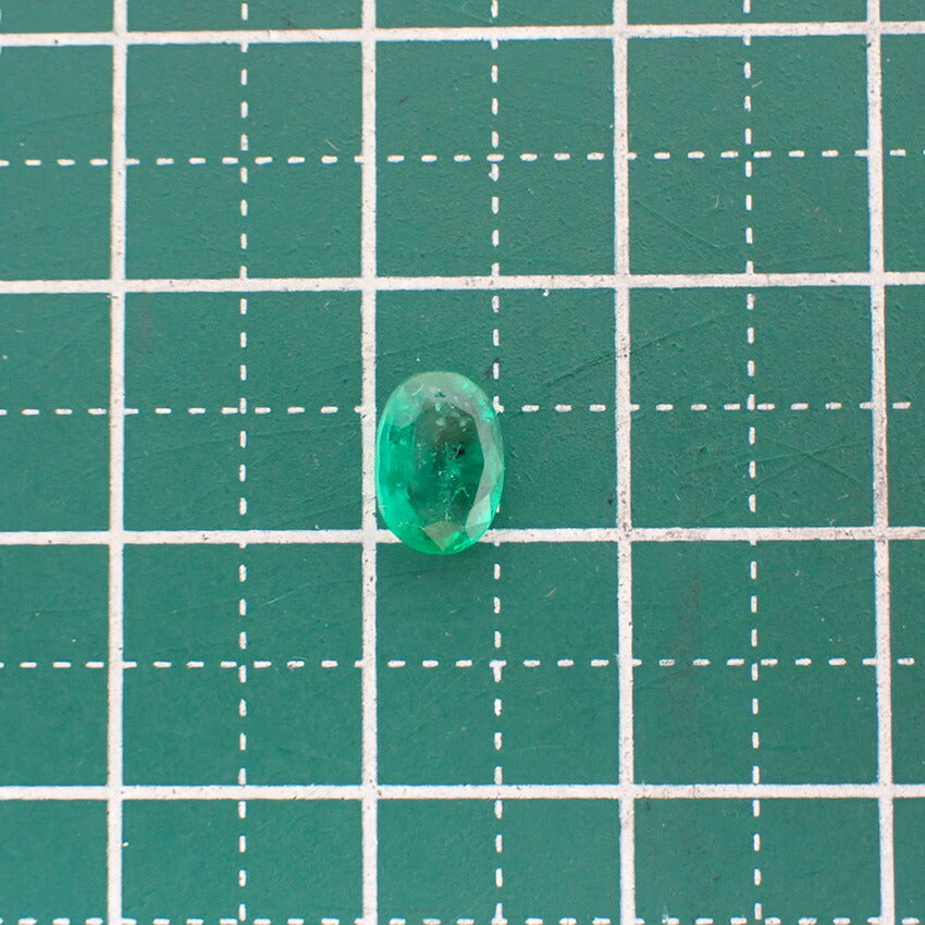 【中古】天然エメラルド ルース 0.674ct/j219-7