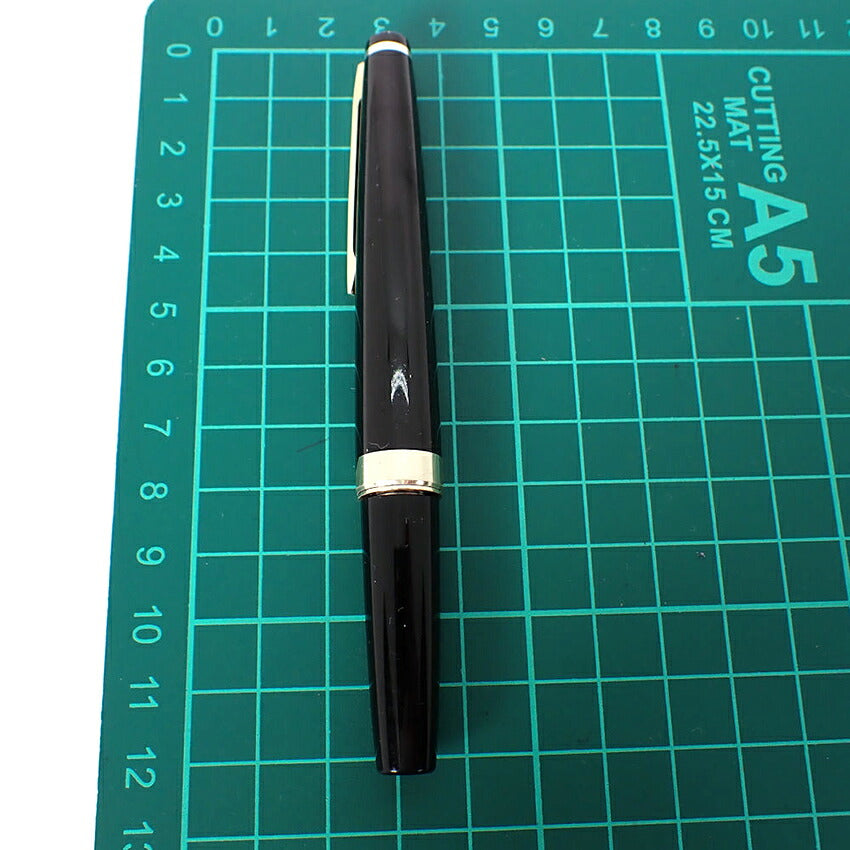 【中古】PILOT/パイロット 万年筆  ブラック×ゴールド ペン先18K /j272-4