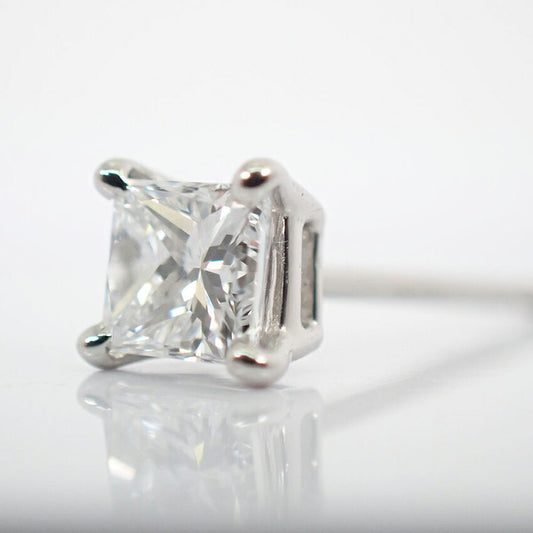 【新品】Pt900/ダイヤモンド/0.278ct/スタッド/ピアス/j319-3