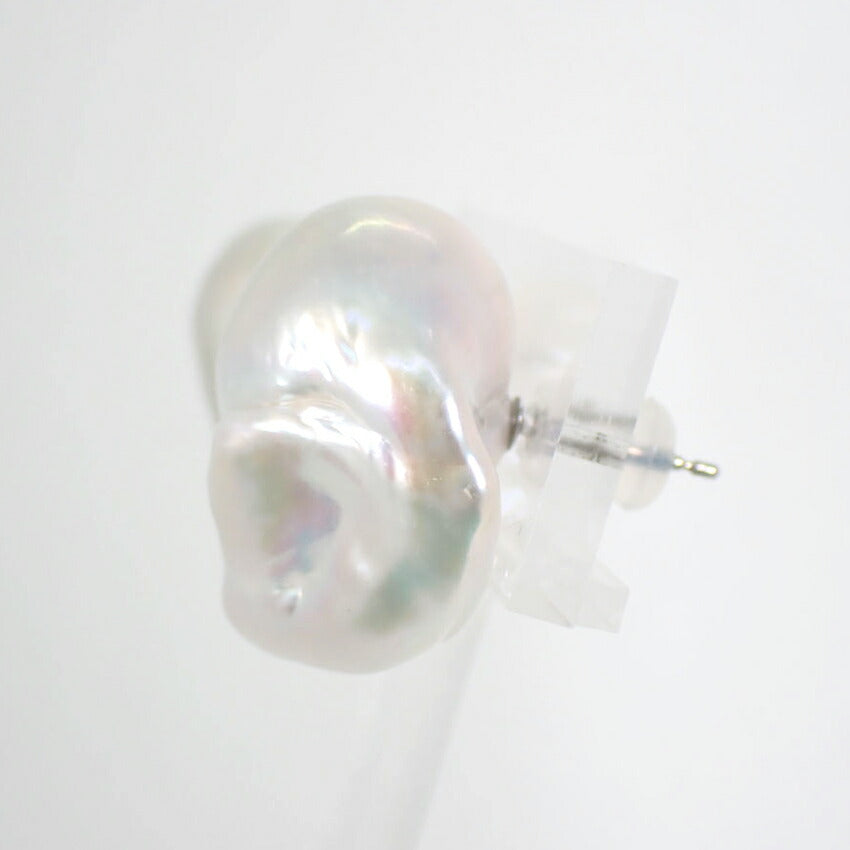 【新品】Pt900 淡水パール/スタッドピアス/j33-6