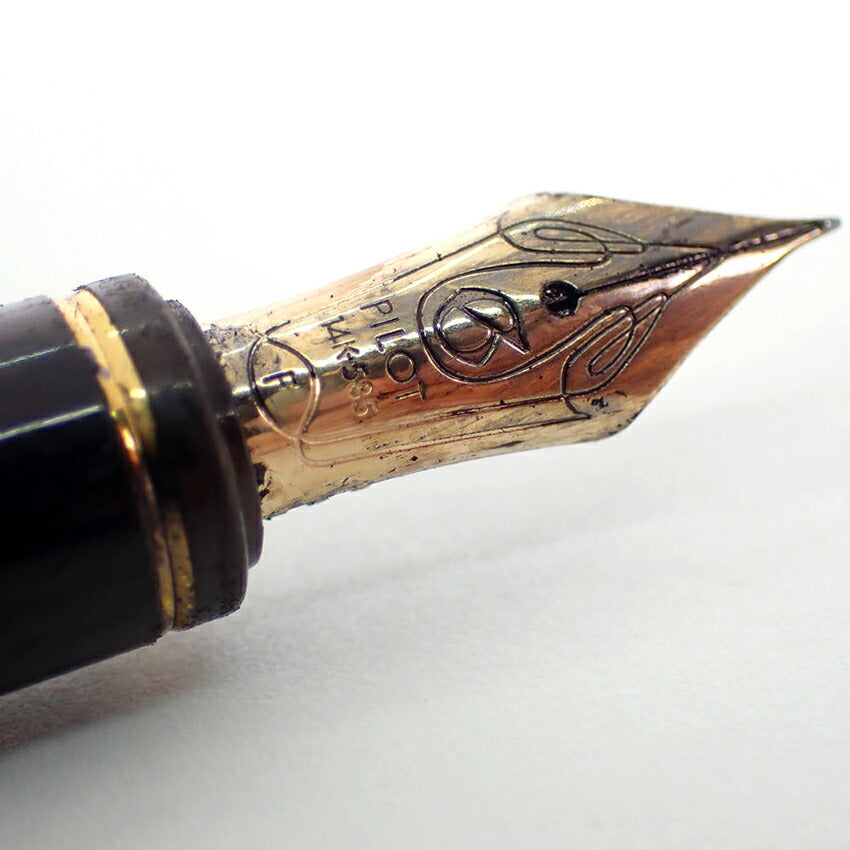 Montblanc/モンブラン/320 ブラック×ゴールド金具 万年筆　ペン先14K/j75-6