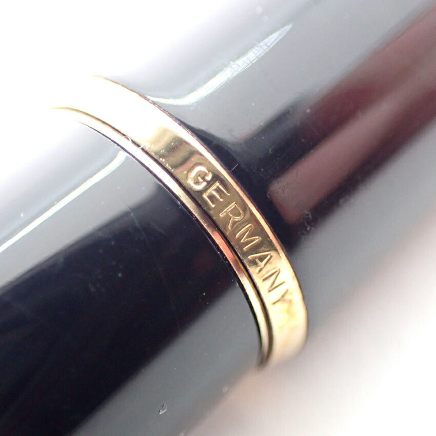 Montblanc/モンブラン/320 ブラック×ゴールド金具 万年筆　ペン先14K/j75-6